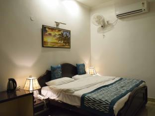 21 Milestone Hotel & Resort New Delhi Buitenkant foto
